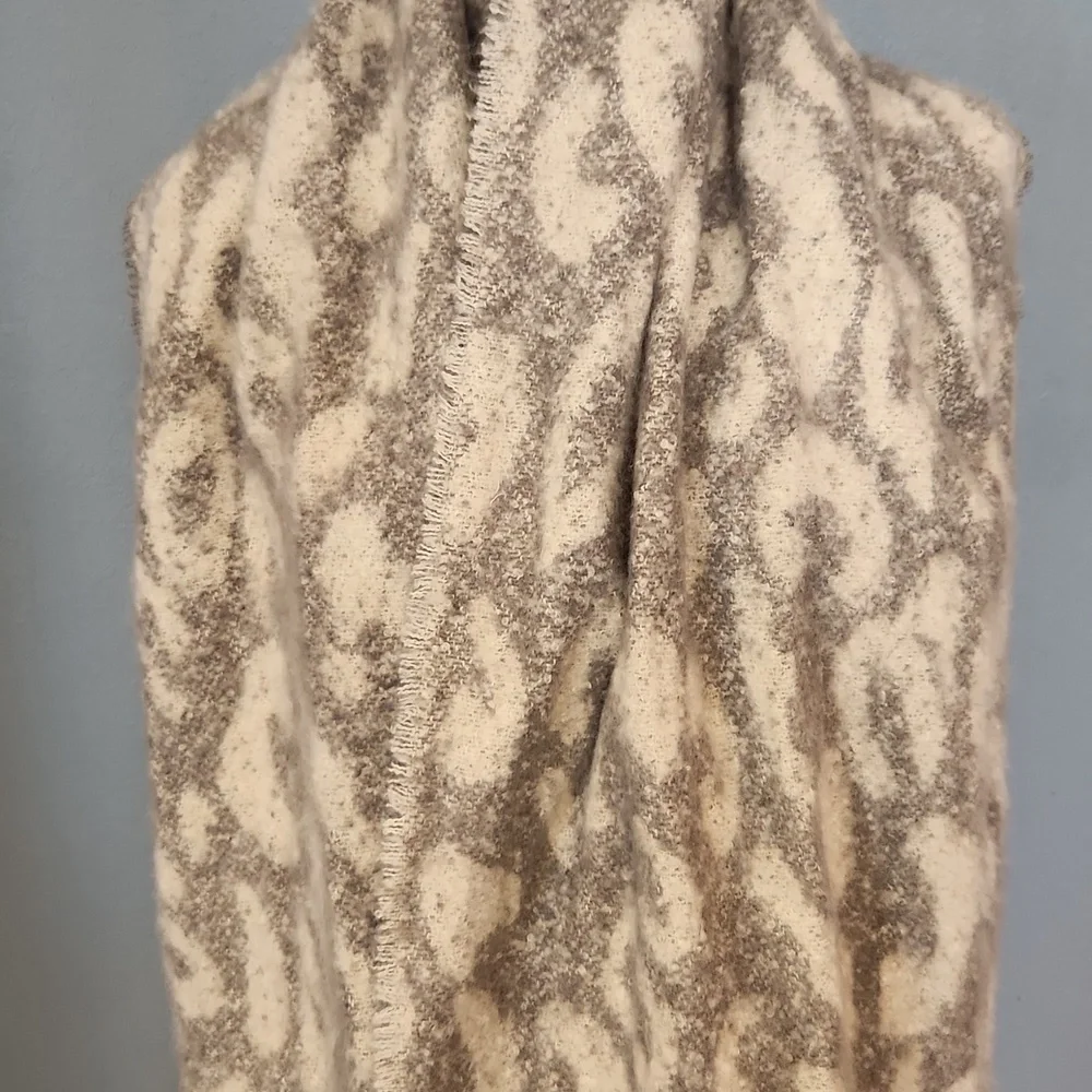 Cedarwood Threds plush leopard print fringe detail blanket scarf